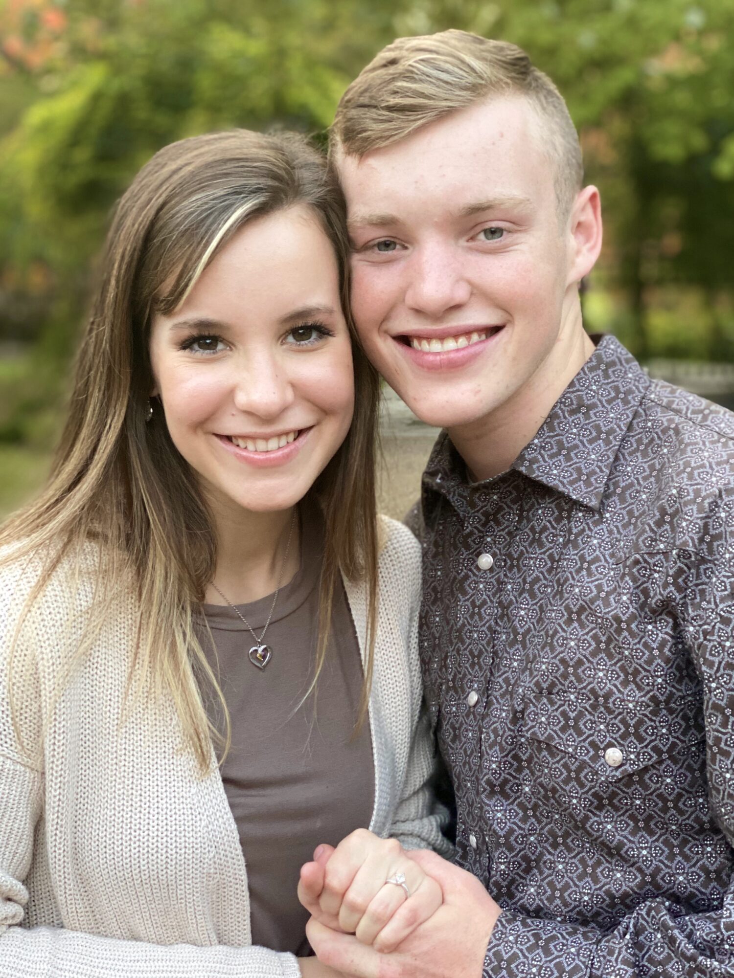Justin and Claire are Engaged! The Duggar Family