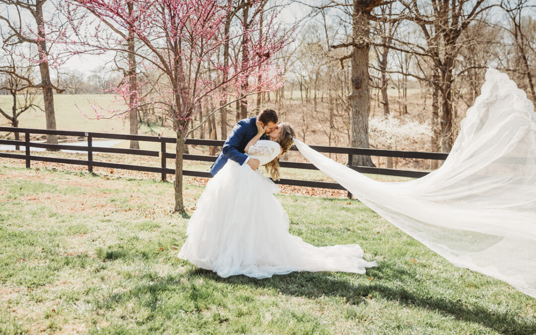 The New Mr. and Mrs. Duggar!